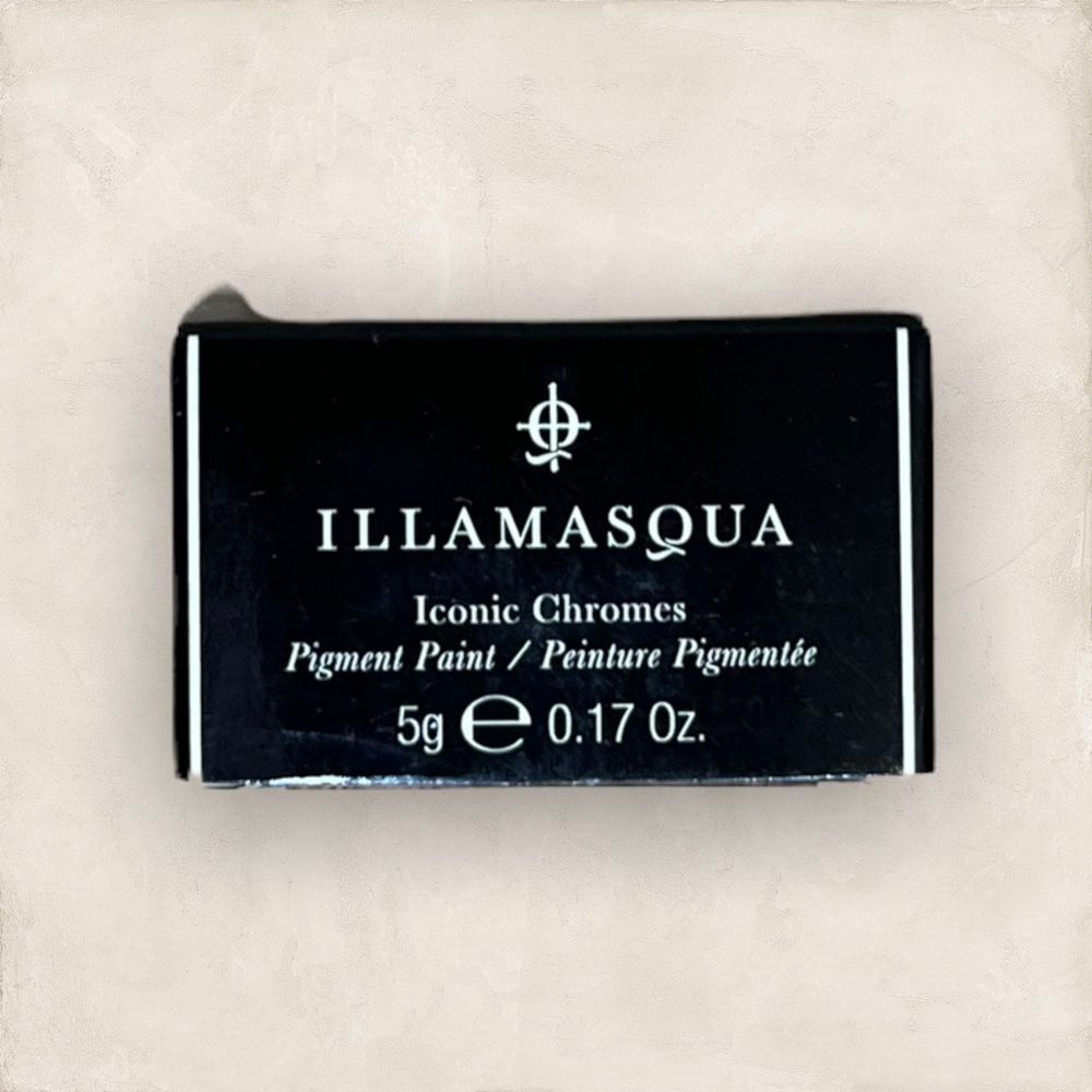 5/$20*when bundled* NIB Illamasqua Iconic Chromes Eyeshadow in Passionate - Picture 3 of 7